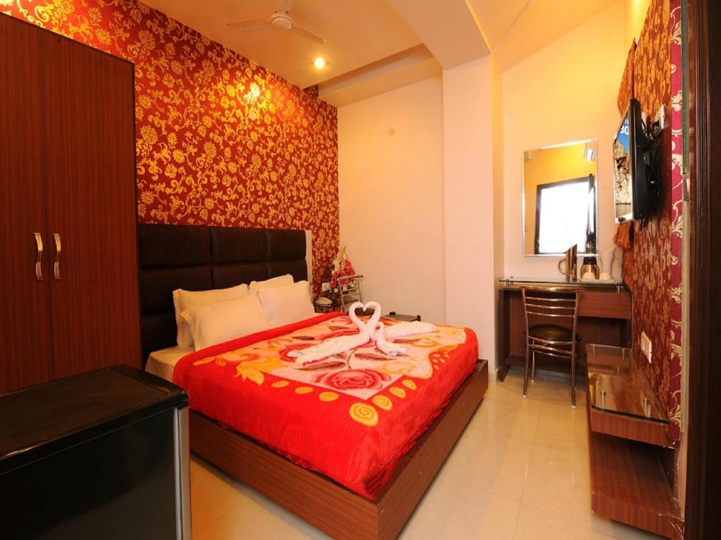 Hotel Pearl Inn & Suites Amritsar Cameră foto