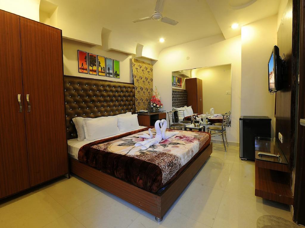 Hotel Pearl Inn & Suites Amritsar Cameră foto